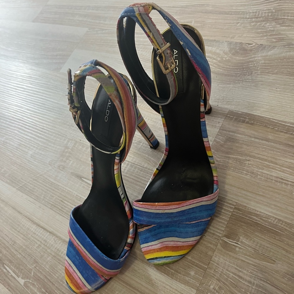 Also rainbow sandals